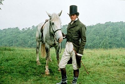 Mrs Darcy e seu cavalo na série "Orgulho e Preconceito"